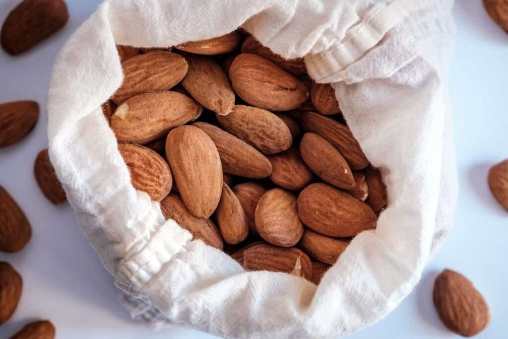 Roast almonds in a bag