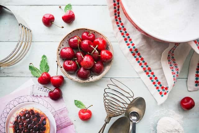 cherries and pie
