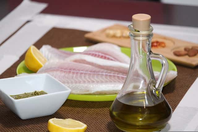 catfish filets, oil, lemon and herbs sauce
