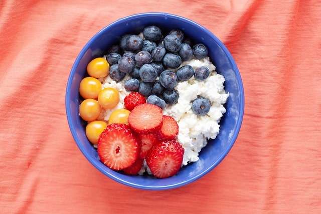cottage cheese bowl with fresh fruits