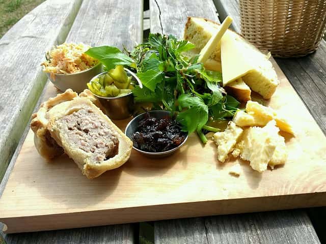 cheddar cheese and meat plater