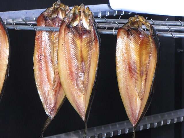 dry smoked herrings 