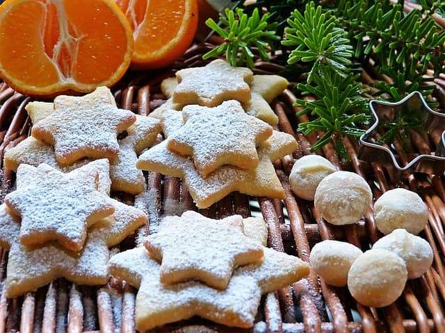 Macadamia nuts and festive cookies