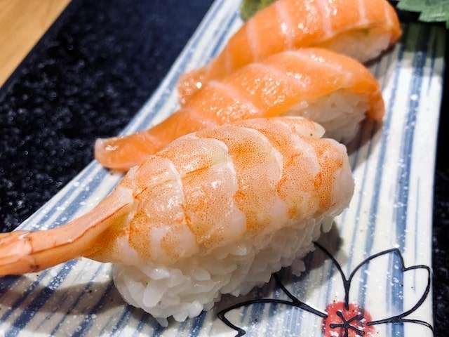 Prawns sushi