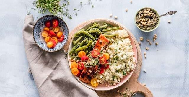 Roast salmon, vegetables and quinoa salad